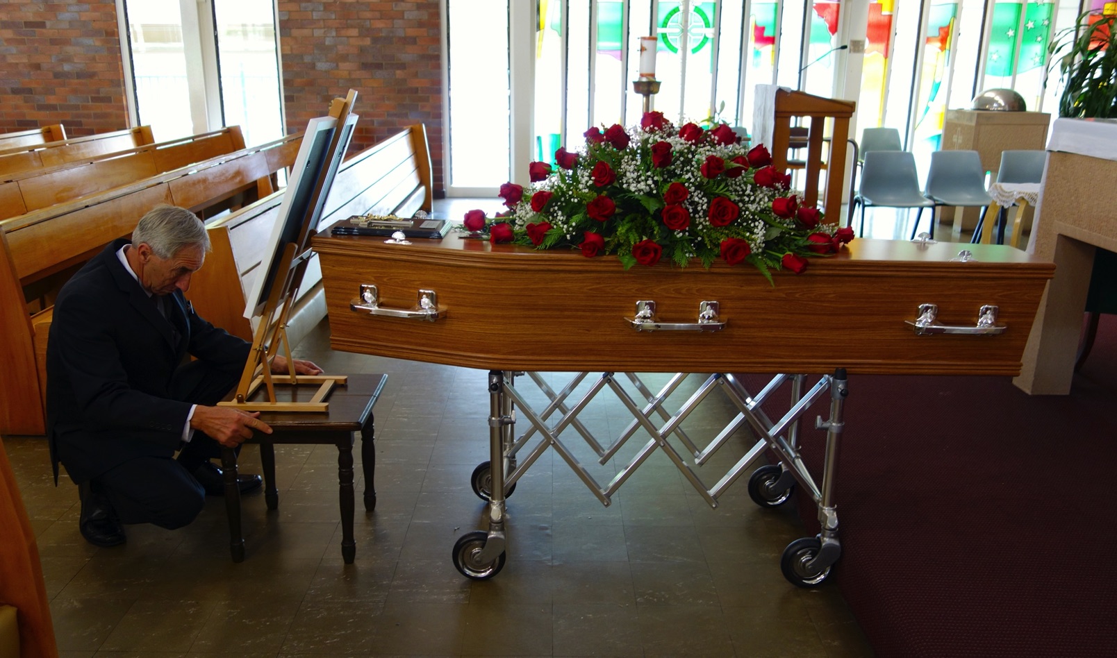 https://www.HolyCrossFunerals.com.au